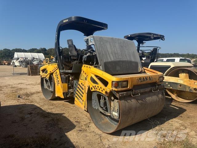 Sakai SW770HF 单轮压路机