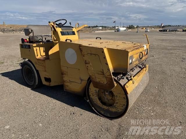 Sakai TW500 复合式压路机