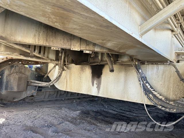 Sandvik D90KS 钻孔机