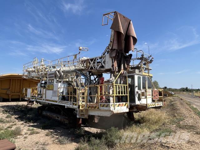 Sandvik DR460 钻孔机