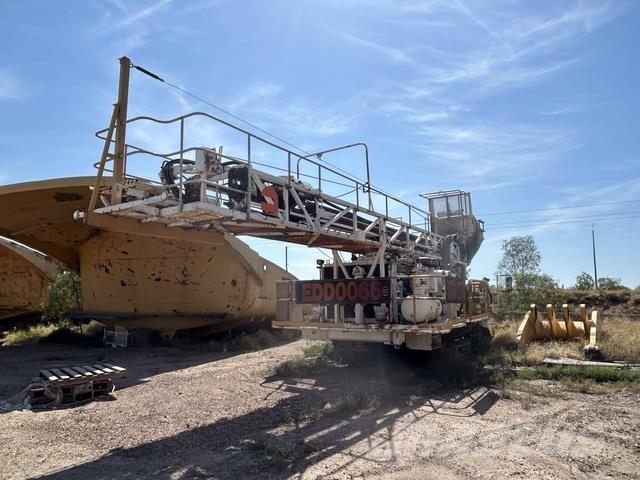 Sandvik DR460 钻孔机