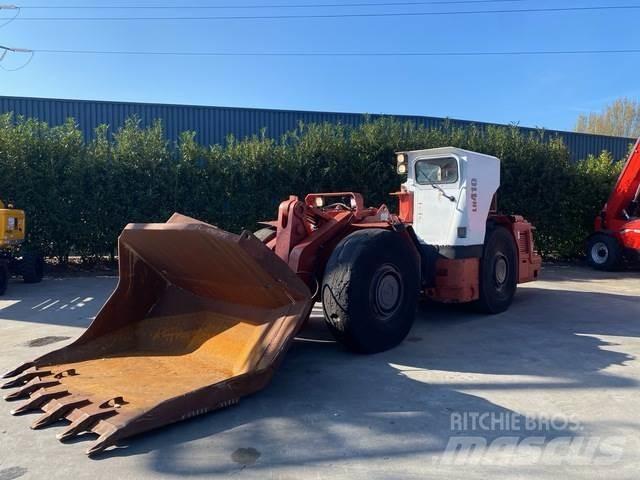 Sandvik LH410 地下装载机