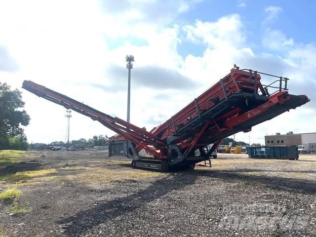Sandvik QA441 振动筛