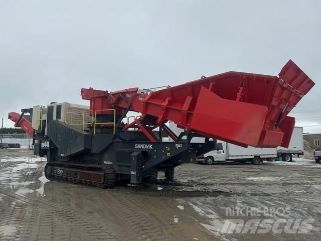 Sandvik QH441 破碎机