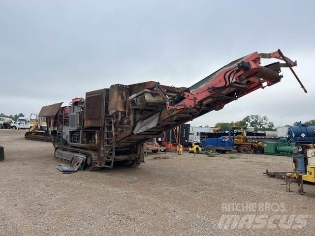 Sandvik QI240 破碎机