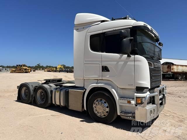 Scania R560 牵引车