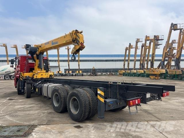 Shacman M3000 起重车