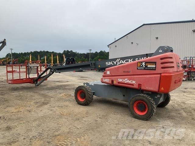 SkyJack SJ45T 直臂高空工作平台