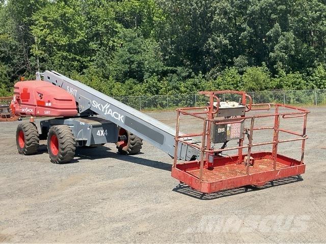SkyJack SJ61T 直臂高空工作平台