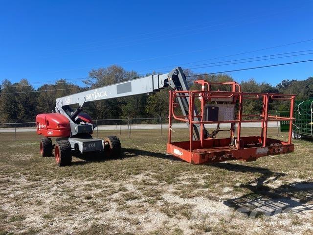 SkyJack SJ86T 直臂高空工作平台