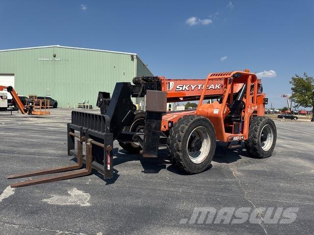 SkyTrak 10054 伸缩臂叉装车|叉装车