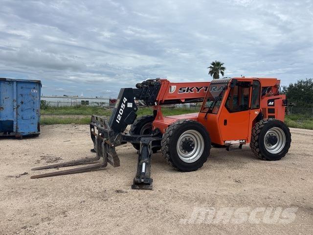 SkyTrak 12054 伸缩臂叉装车|叉装车