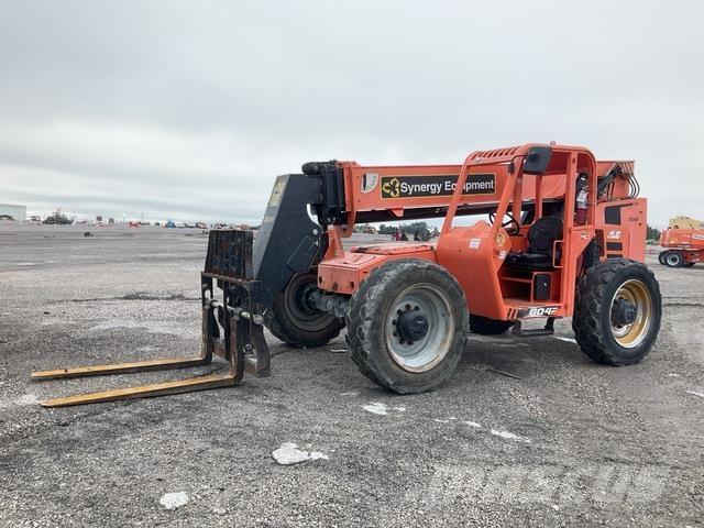 SkyTrak 8042 伸缩臂叉装车|叉装车