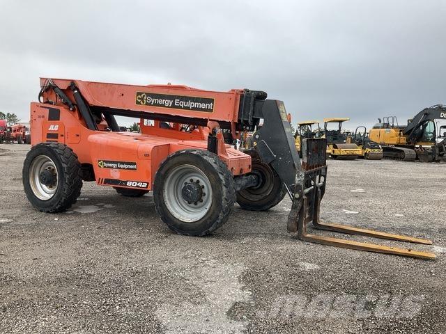 SkyTrak 8042 伸缩臂叉装车|叉装车