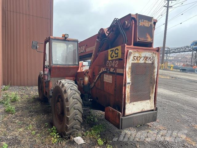 SkyTrak 80422 伸缩臂叉装车|叉装车