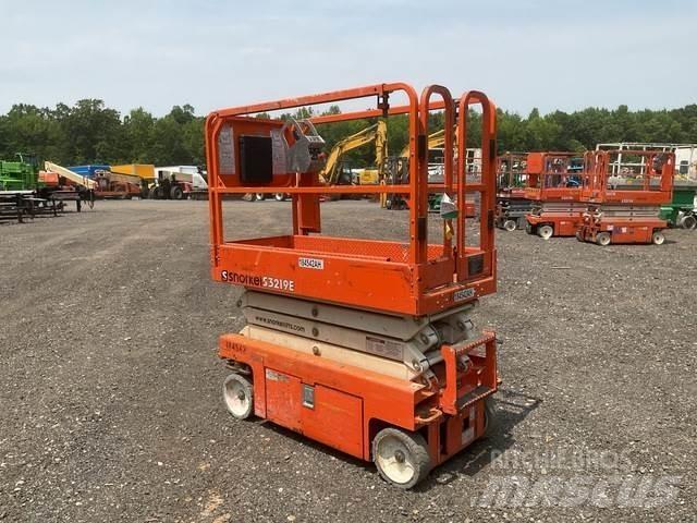 Snorkel S3219E 剪叉式升降机