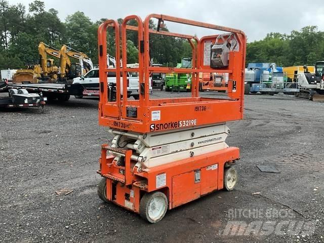 Snorkel S3219E 剪叉式升降机