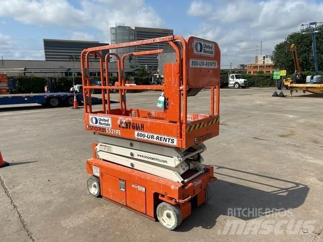 Snorkel S3219E 剪叉式升降机
