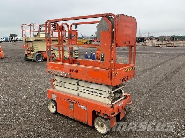 Snorkel S3219E 剪叉式升降机
