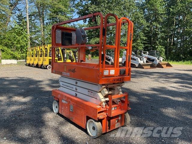 Snorkel S3219E 剪叉式升降机