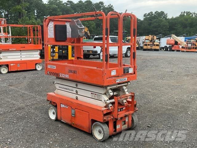 Snorkel S3219E 剪叉式升降机