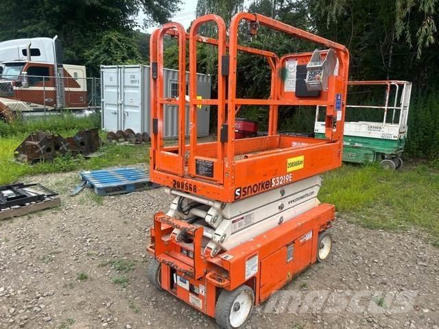 Snorkel S3219E 剪叉式升降机