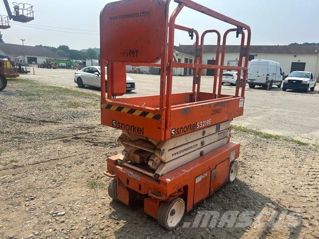 Snorkel S3219E 剪叉式升降机