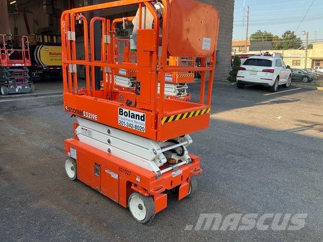 Snorkel S3219E 剪叉式升降机