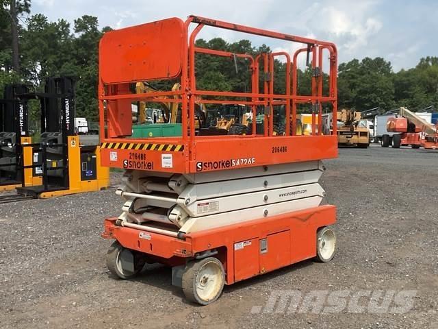 Snorkel S4726E 剪叉式升降机