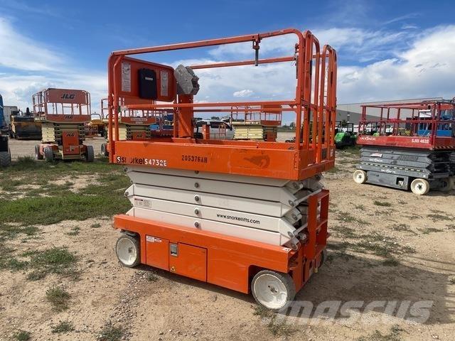 Snorkel S4732E 剪叉式升降机