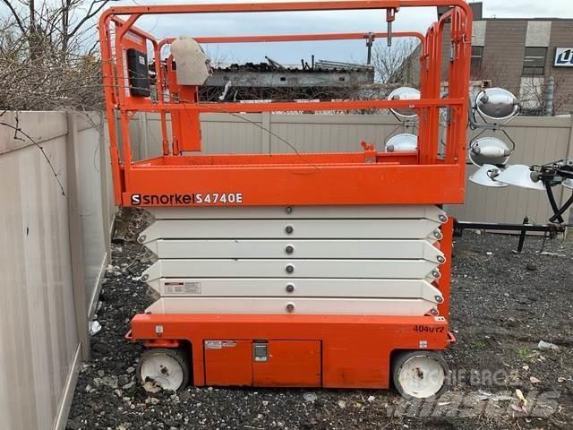 Snorkel S4740E 剪叉式升降机