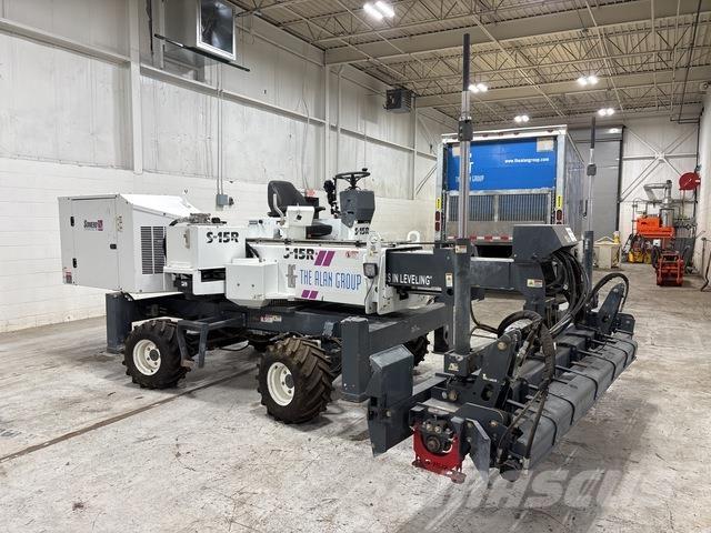 Somero S-15R 混凝土浇灌吊杆