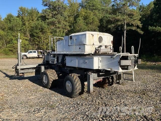 Somero S-240 混凝土浇灌吊杆