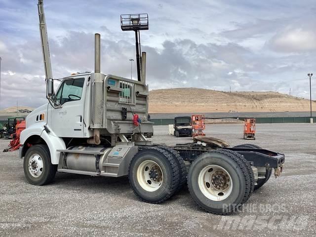 Sterling A9500 牵引车