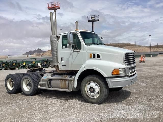 Sterling A9500 牵引车