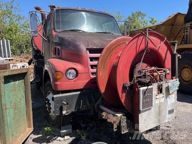 Sterling L7500 组合/真空油槽车