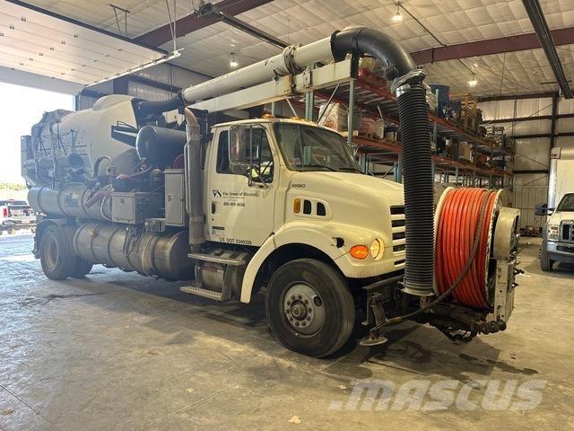 Sterling L7500 组合/真空油槽车