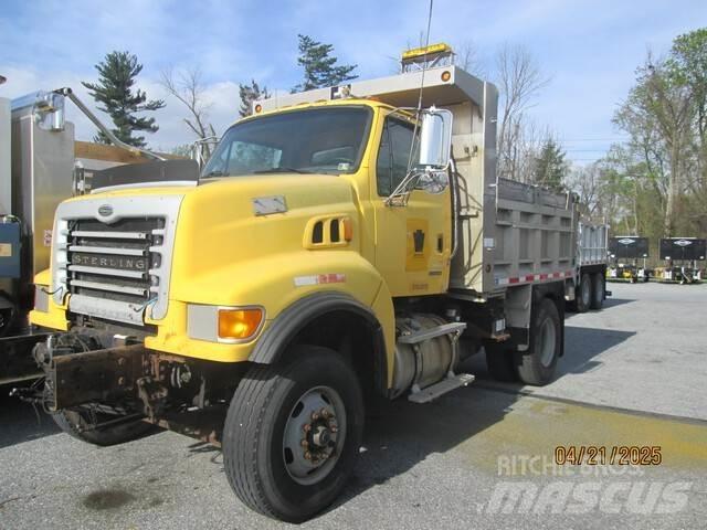 Sterling L8500 自卸式货车