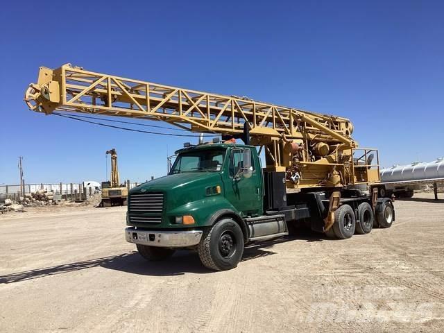 Sterling L9500 钻机车