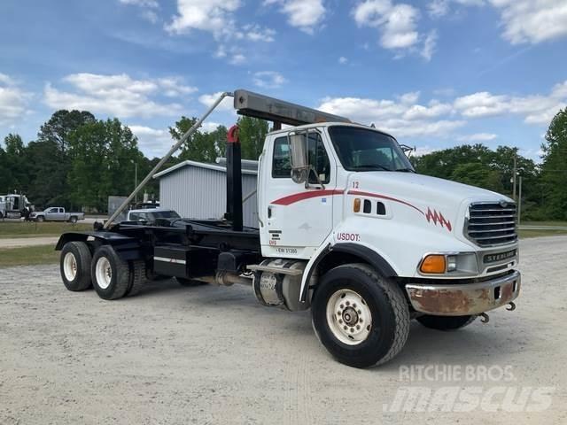 Sterling L9500 工程吊钩车