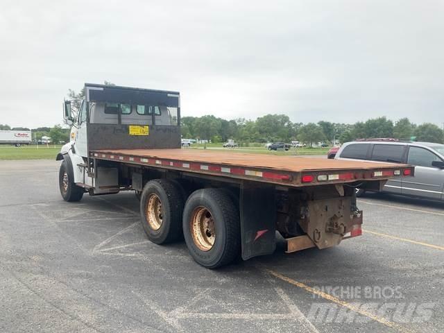 Sterling L9500 自卸式货车