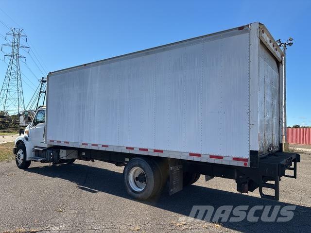 Sterling M7500 厢式货车