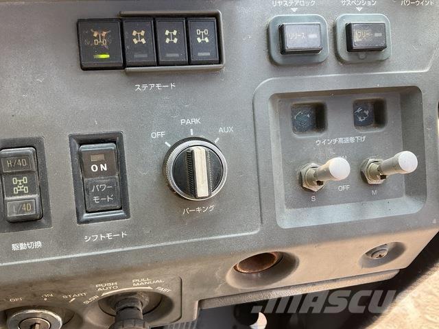 Tadano TR600N 越野轮胎起重机︳越野吊︳越野起重机︳移动式起重机