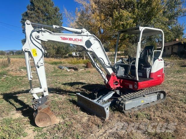 Takeuchi TB235 履带挖掘机