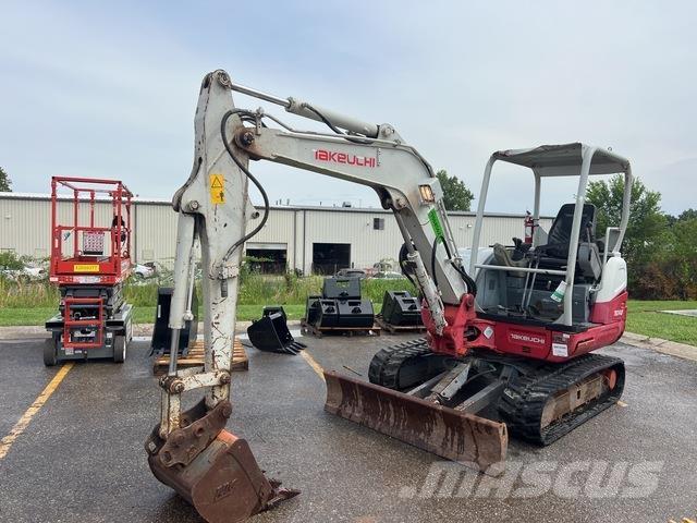 Takeuchi TB240 履带挖掘机
