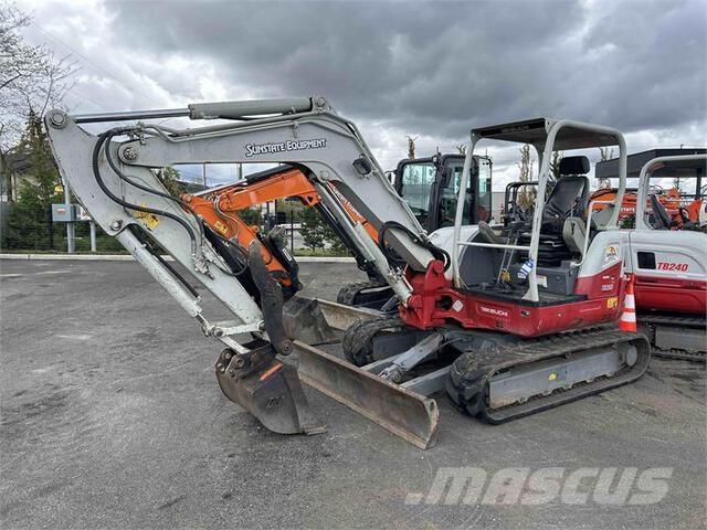 Takeuchi TB260 履带挖掘机