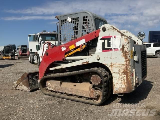 Takeuchi TL10 滑移装载机