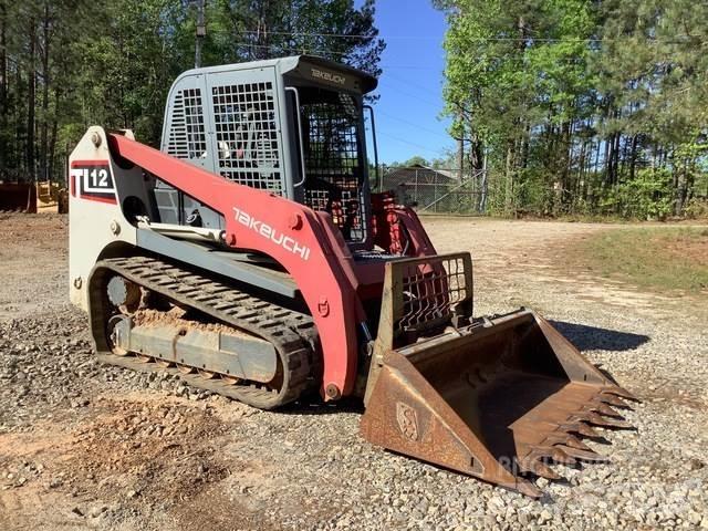 Takeuchi TL12 滑移装载机
