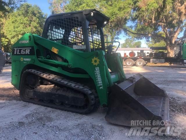 Takeuchi TL6 滑移装载机