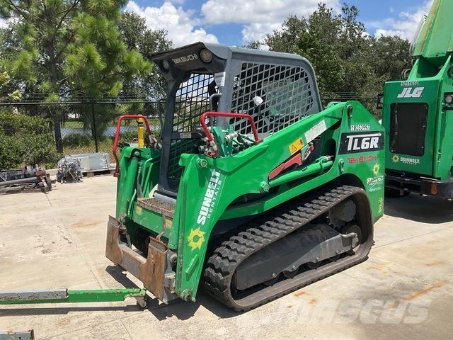 Takeuchi TL6R 滑移装载机